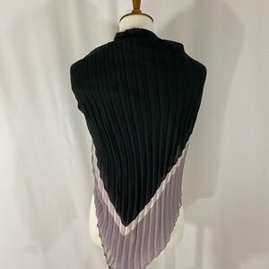 NWT Echo Black and Purple Scarf